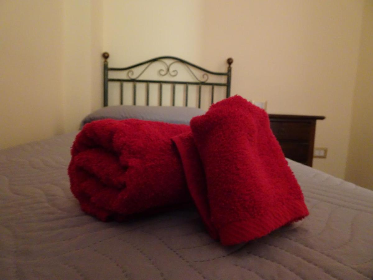La Casa Di Benedetta Bed & Breakfast Siraküza Dış mekan fotoğraf